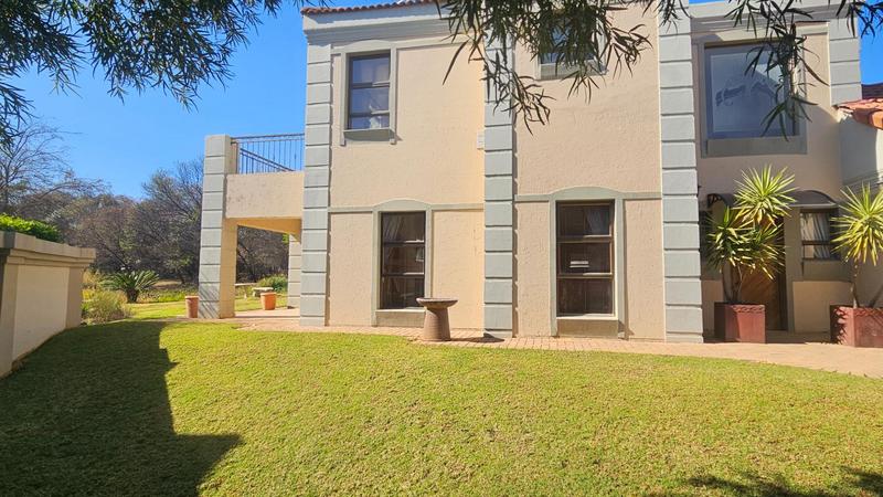 4 Bedroom Property for Sale in Westlake North West
